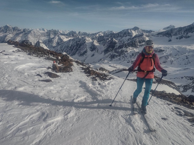Skialpinizmus v Stubaiských Alpách 01 2023