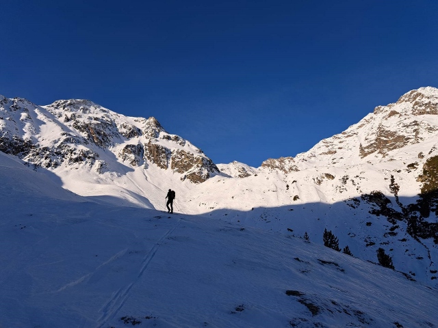 Skialpinizmus v Stubaiských Alpách 01 2023