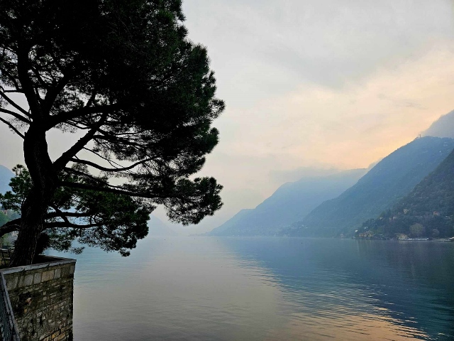 Lago di Como Lago di Como 5 apríl 2024