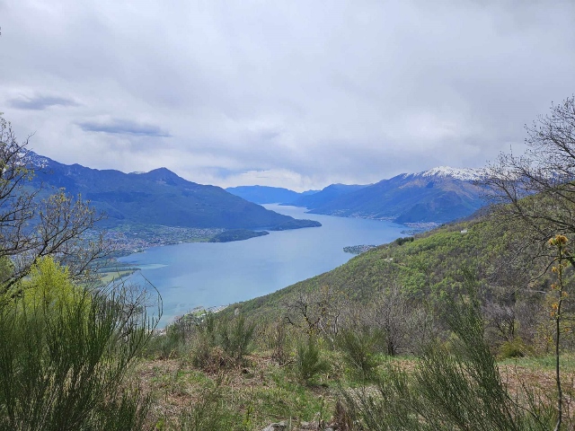 Lago di Como a Graubünden 20 apríl 2024