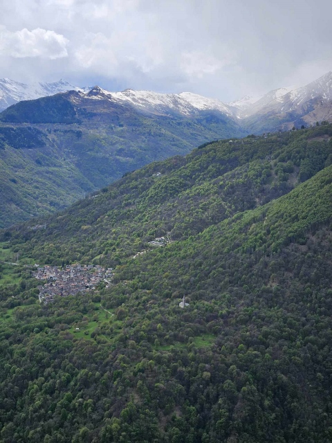 Lago di Como a Graubünden 20 apríl 2024