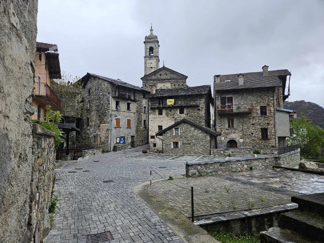 Lago di Como a Graubünden 20 apríl 2024