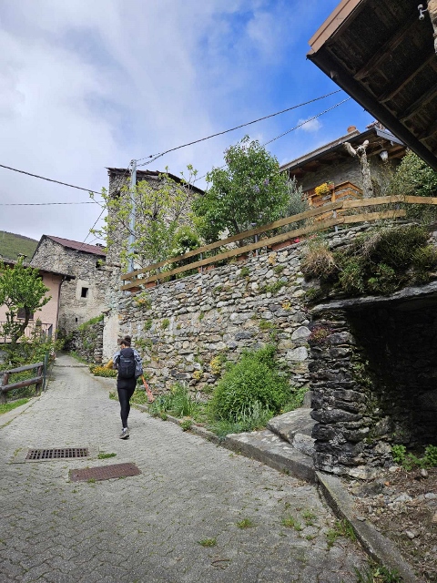 Lago di Como a Graubünden 20 apríl 2024