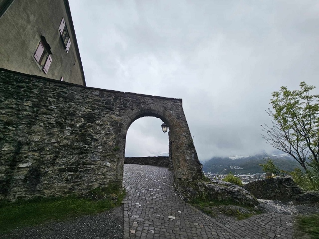 Lago di Como a Graubünden 20 apríl 2024